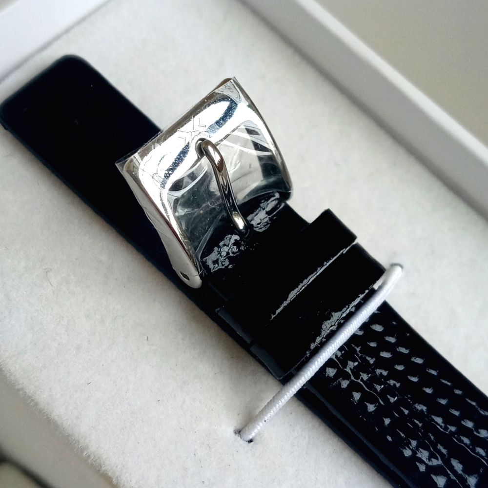 Set of Skagen Watch Wrist Bands / Watch Straps Black & White Set of 2 (Denmark) - Picture 12 of 16
